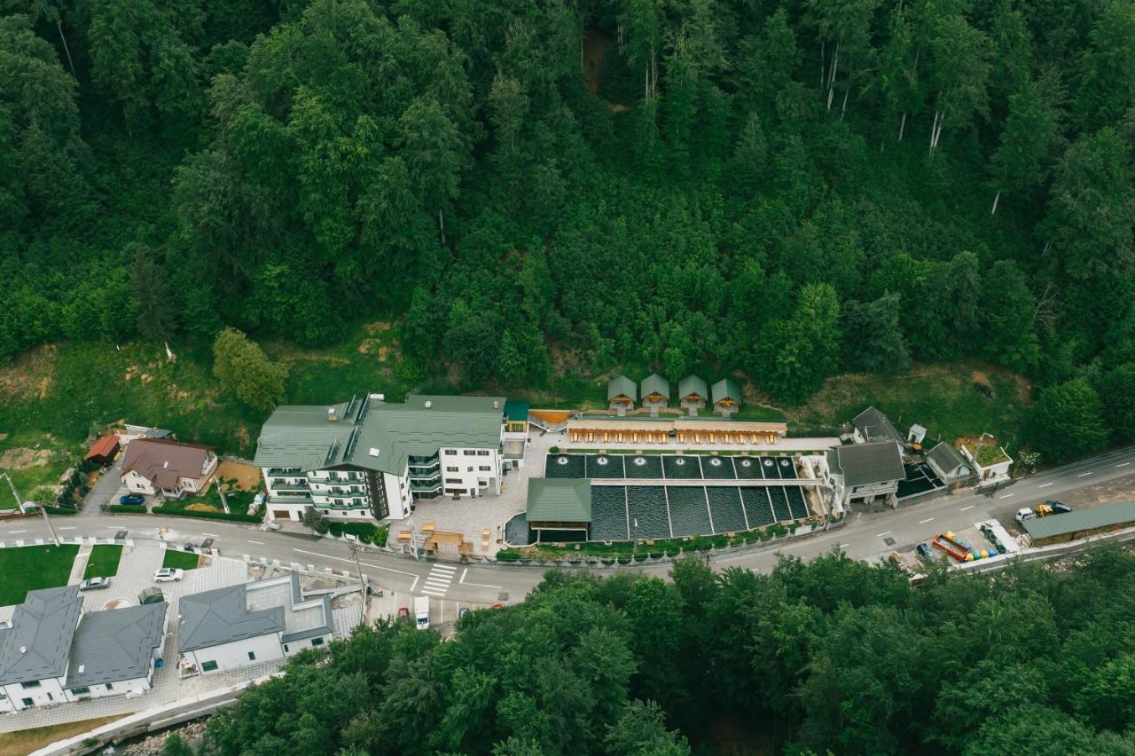 Lostrita - Pastravarie, Hotel & Spa Baia Mare Exteriör bild