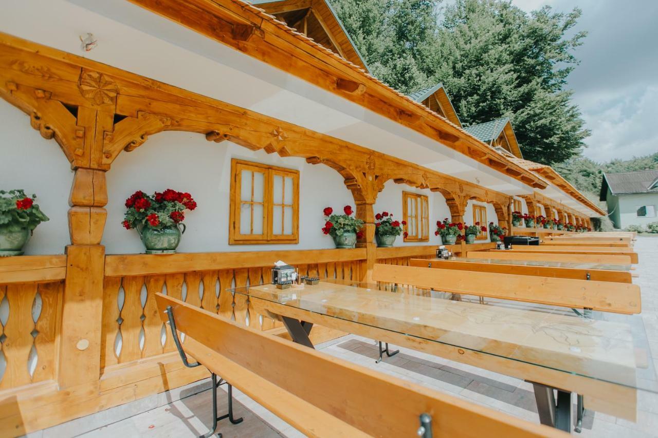 Lostrita - Pastravarie, Hotel & Spa Baia Mare Exteriör bild